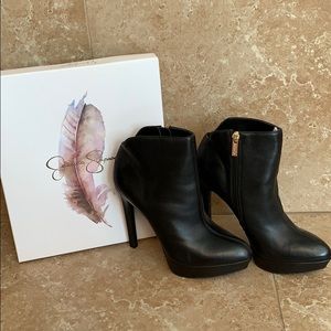 New without tags Jessica Simpson Zamia Booties